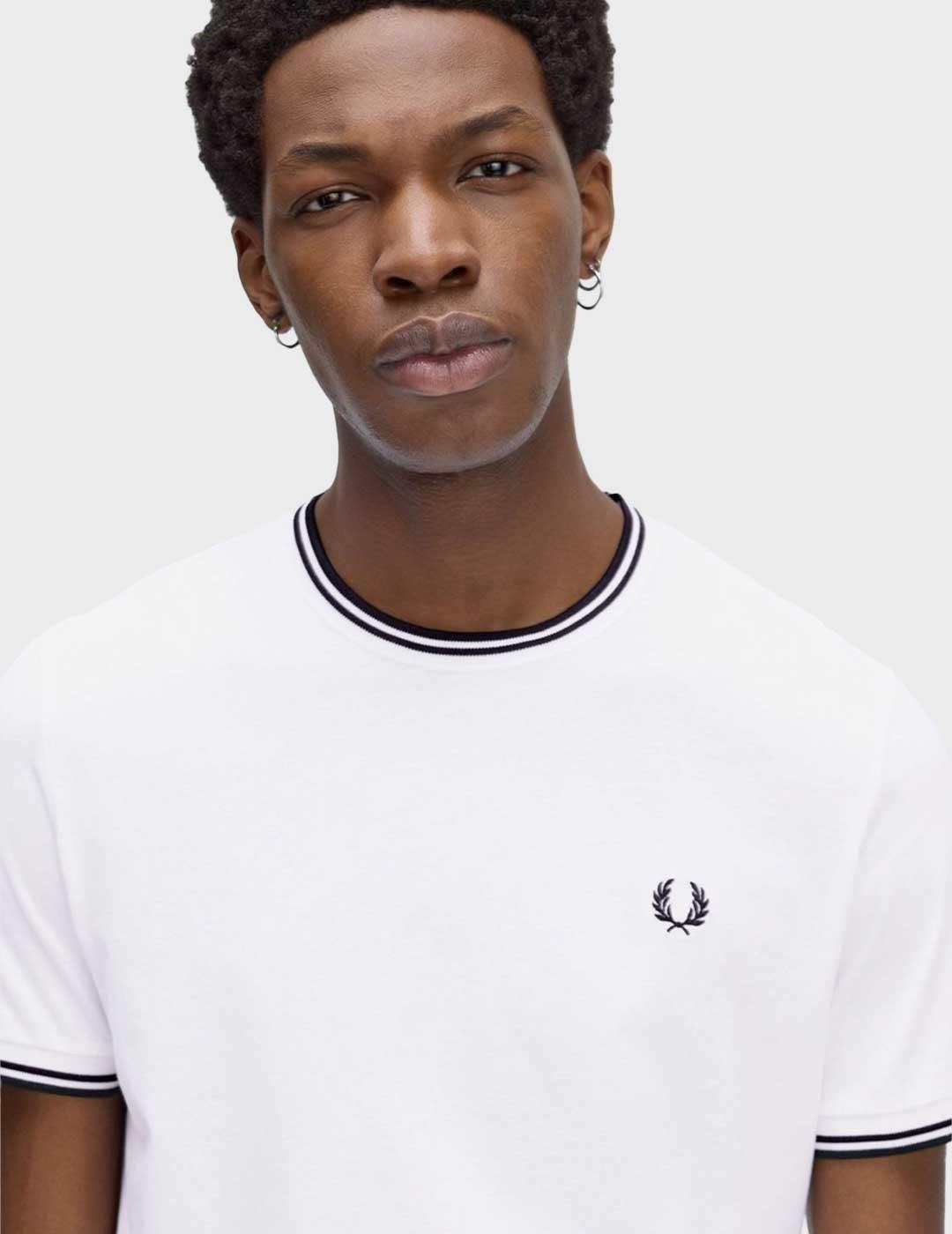 Fred Perry Twin Tippd camiseta blanca con logo para hombre