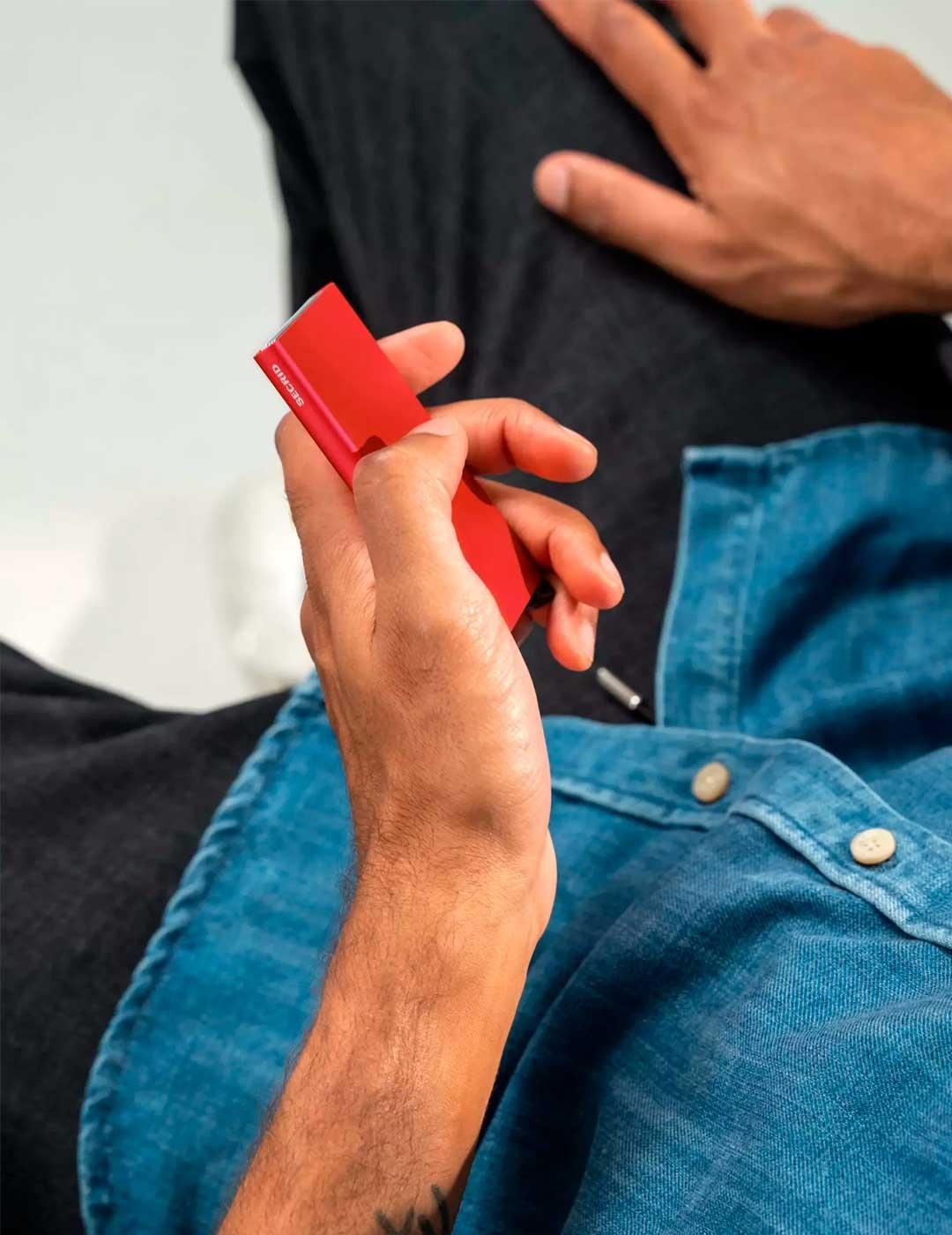 CARTERA SECRID CARDPROTECTOR ROJO PARA HOMBRE Y MUJER