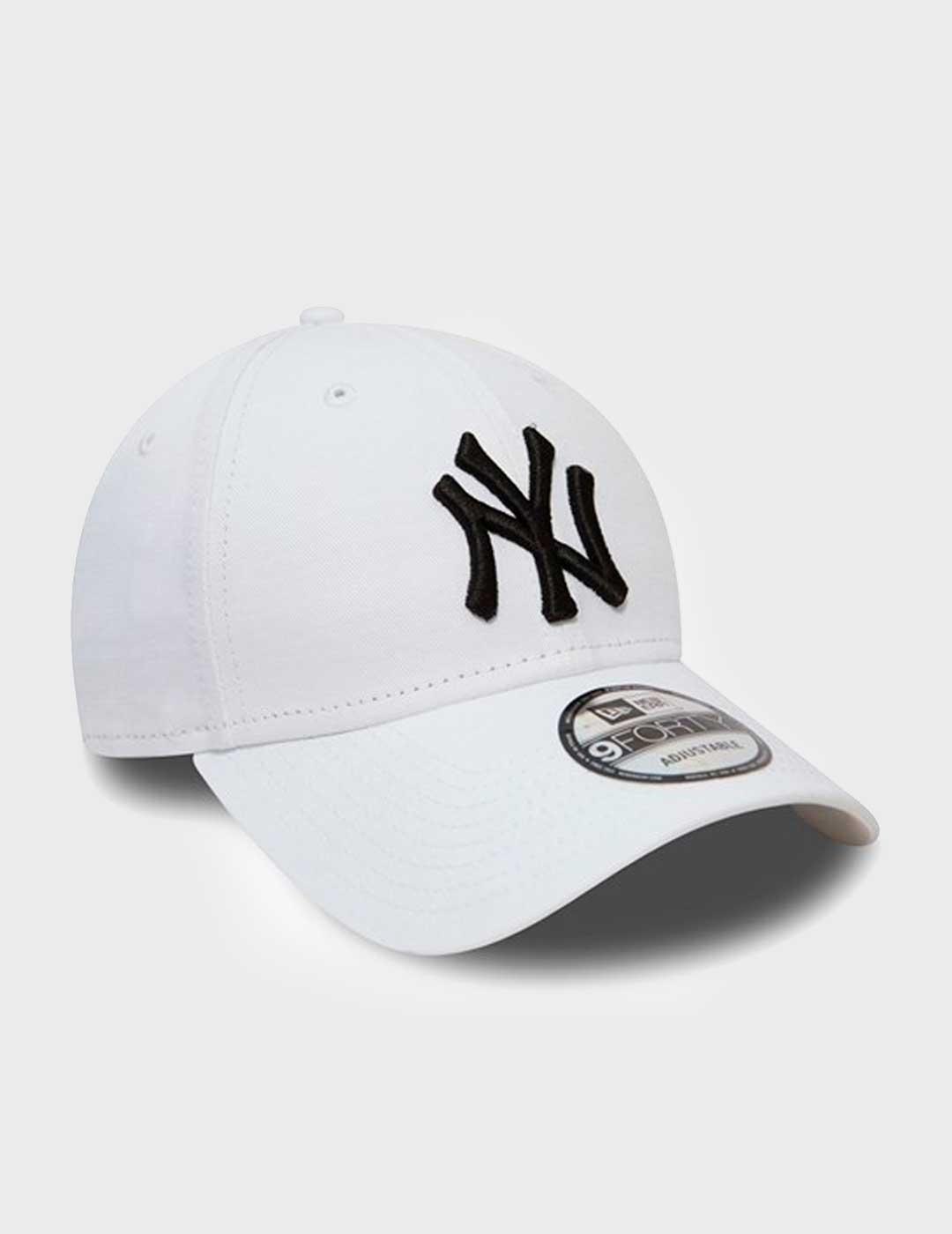 Gorra New Era Legue Basic 940 blanca para hombre