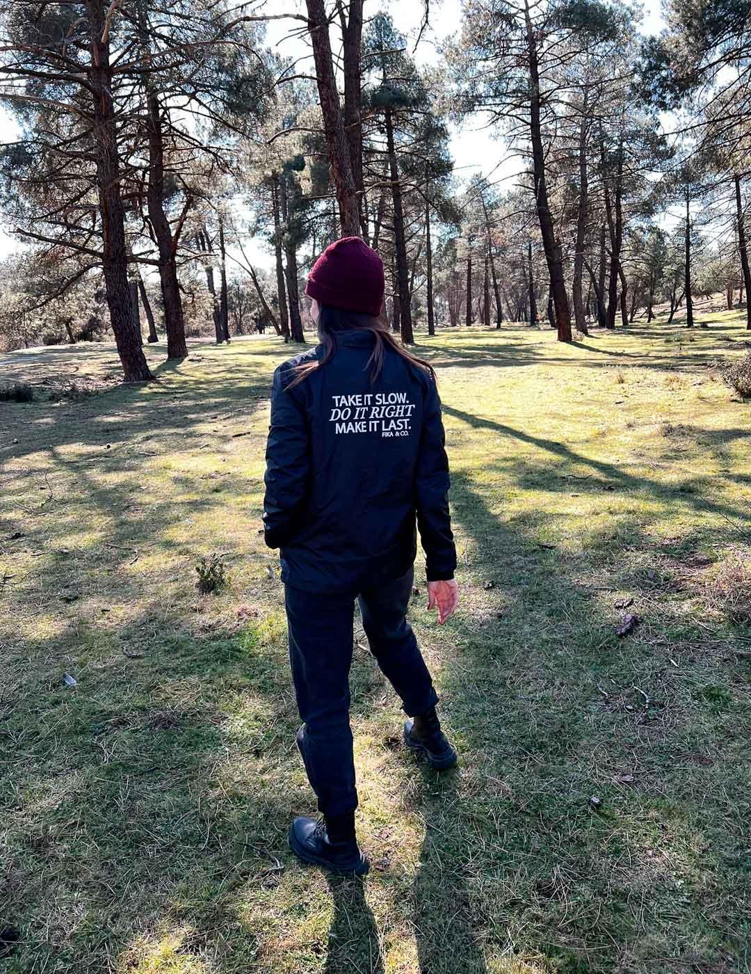 Chaqueta Fika Take It Slow negra unisex