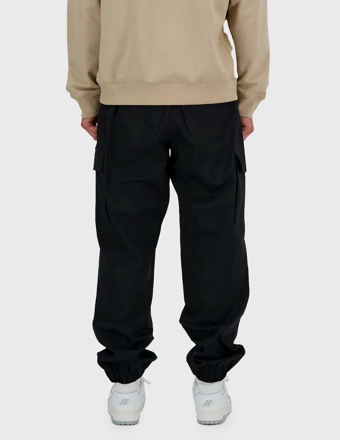 Pantalones New Balance Twill Cargo Jogger negro para hombre