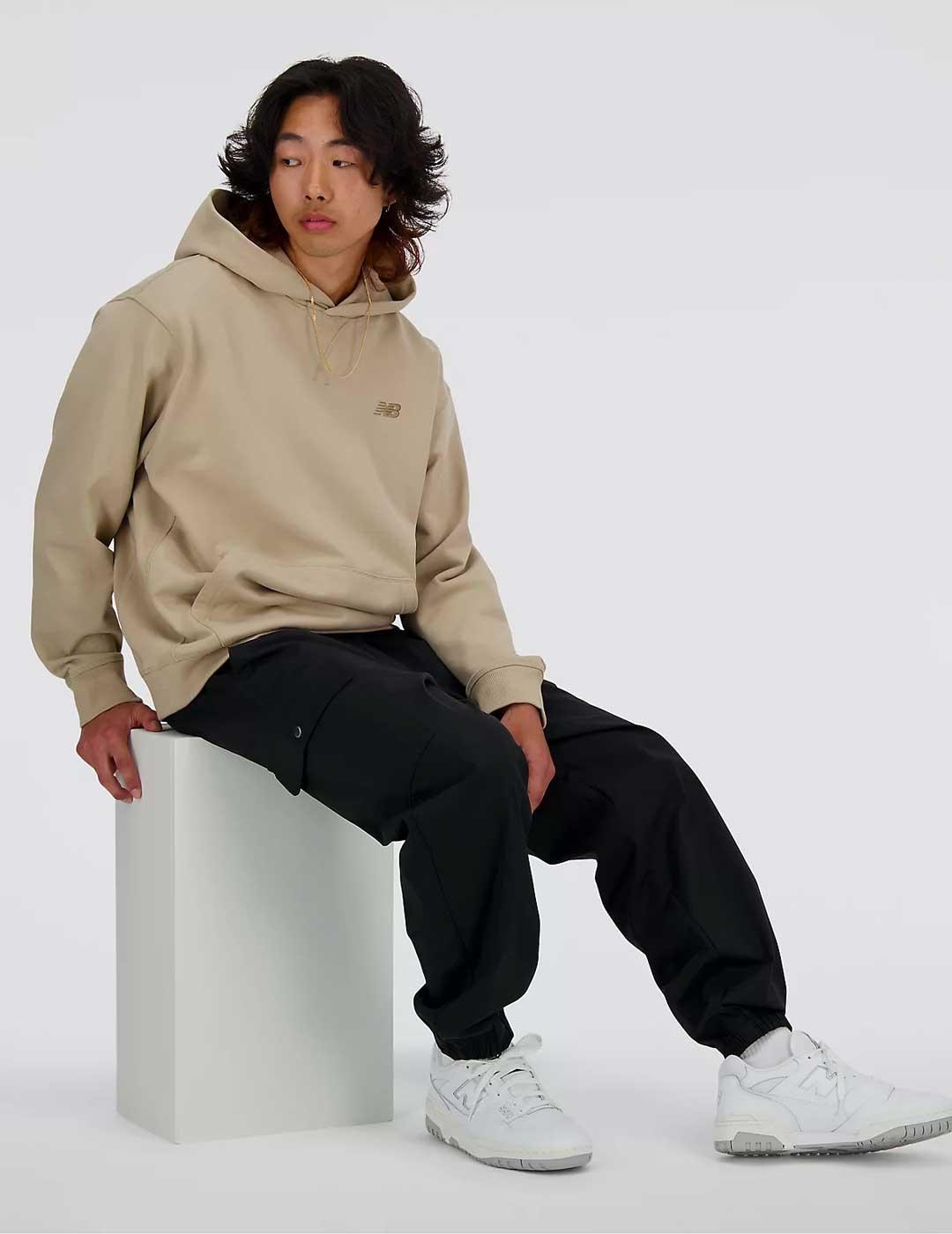 Pantalones New Balance Twill Cargo Jogger negro para hombre