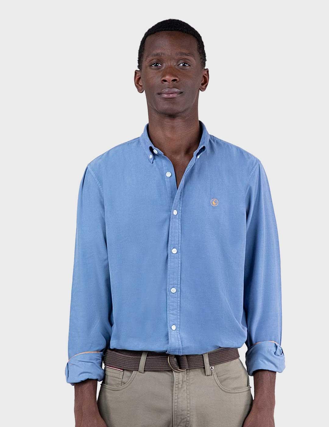 El ganso Pana camisa celeste para hombre