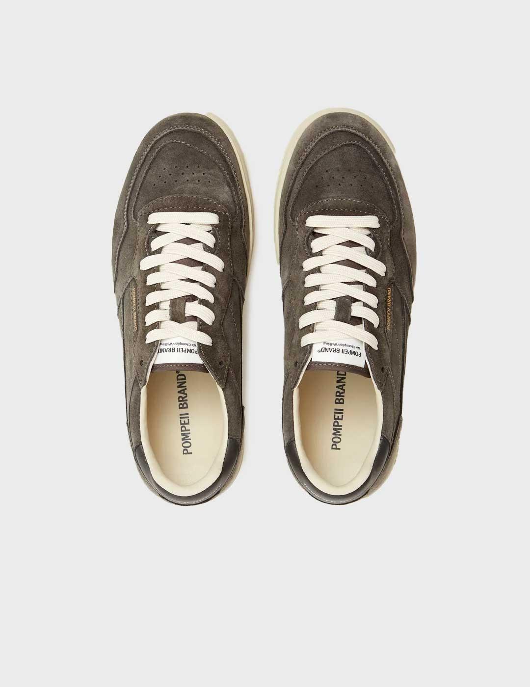 Pompeii Brand Elan Suede Charcoal zapatilla gris para hombre