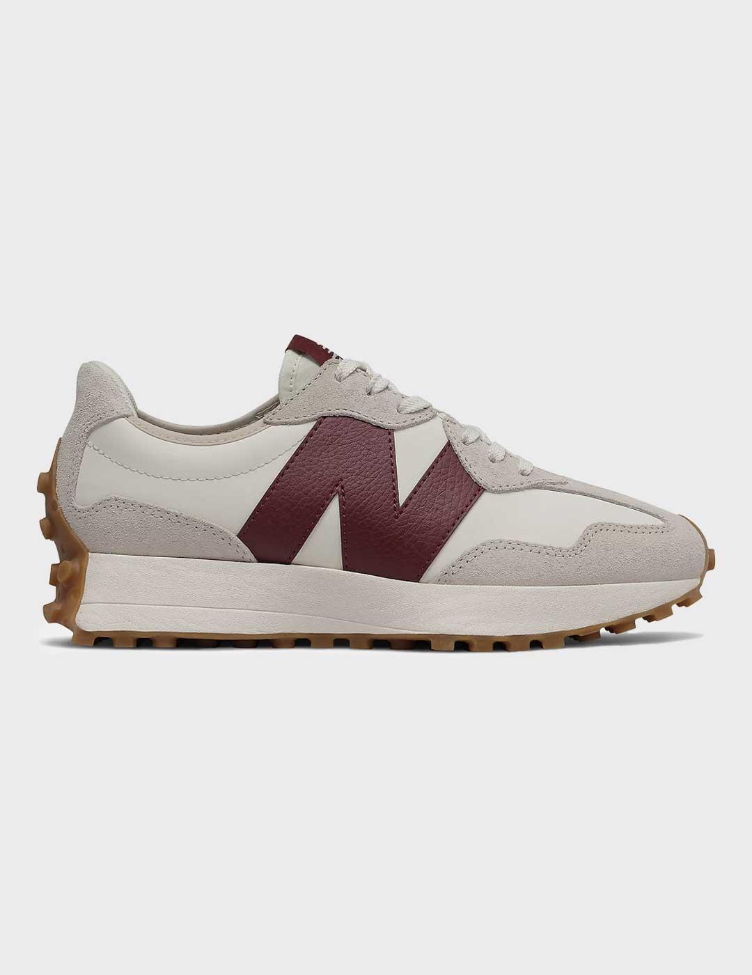 New Balance 327 zapatilla blanca con logo granate para mujer