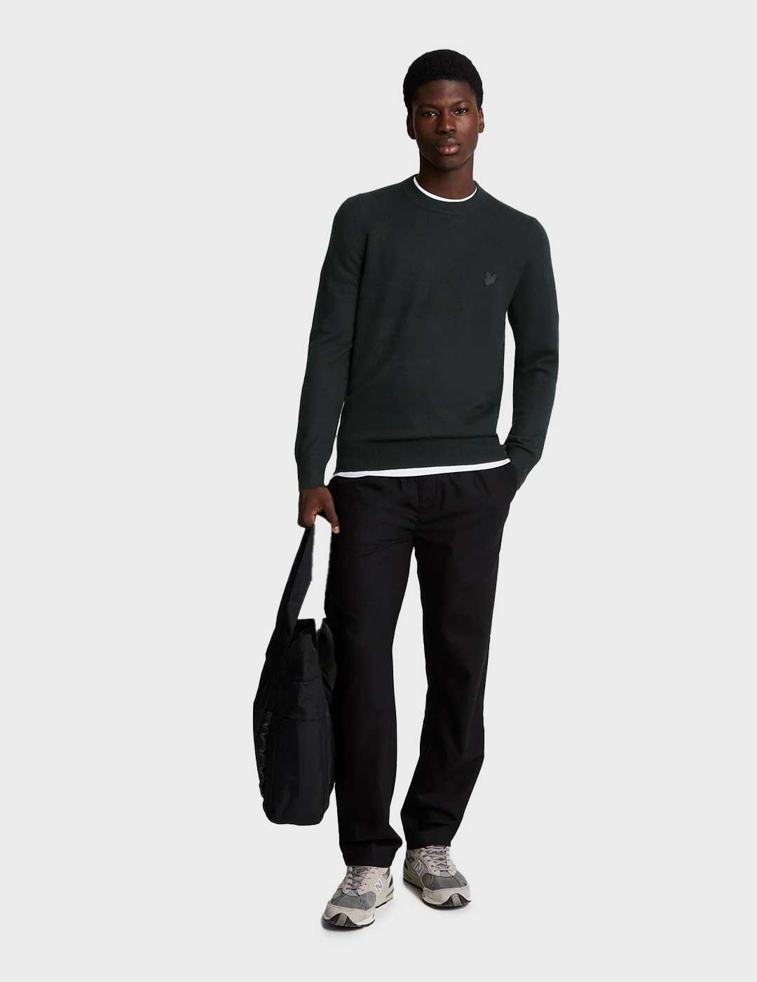 Lyle & Scott Tonal Eagle Lamwool jersey negro para hombre