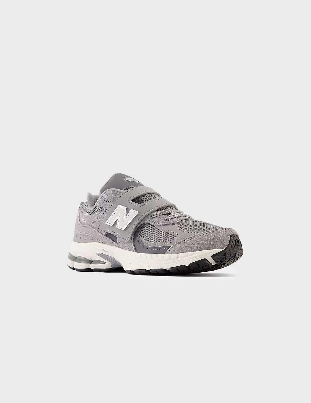 New Balance 2002 gris para niño y niña