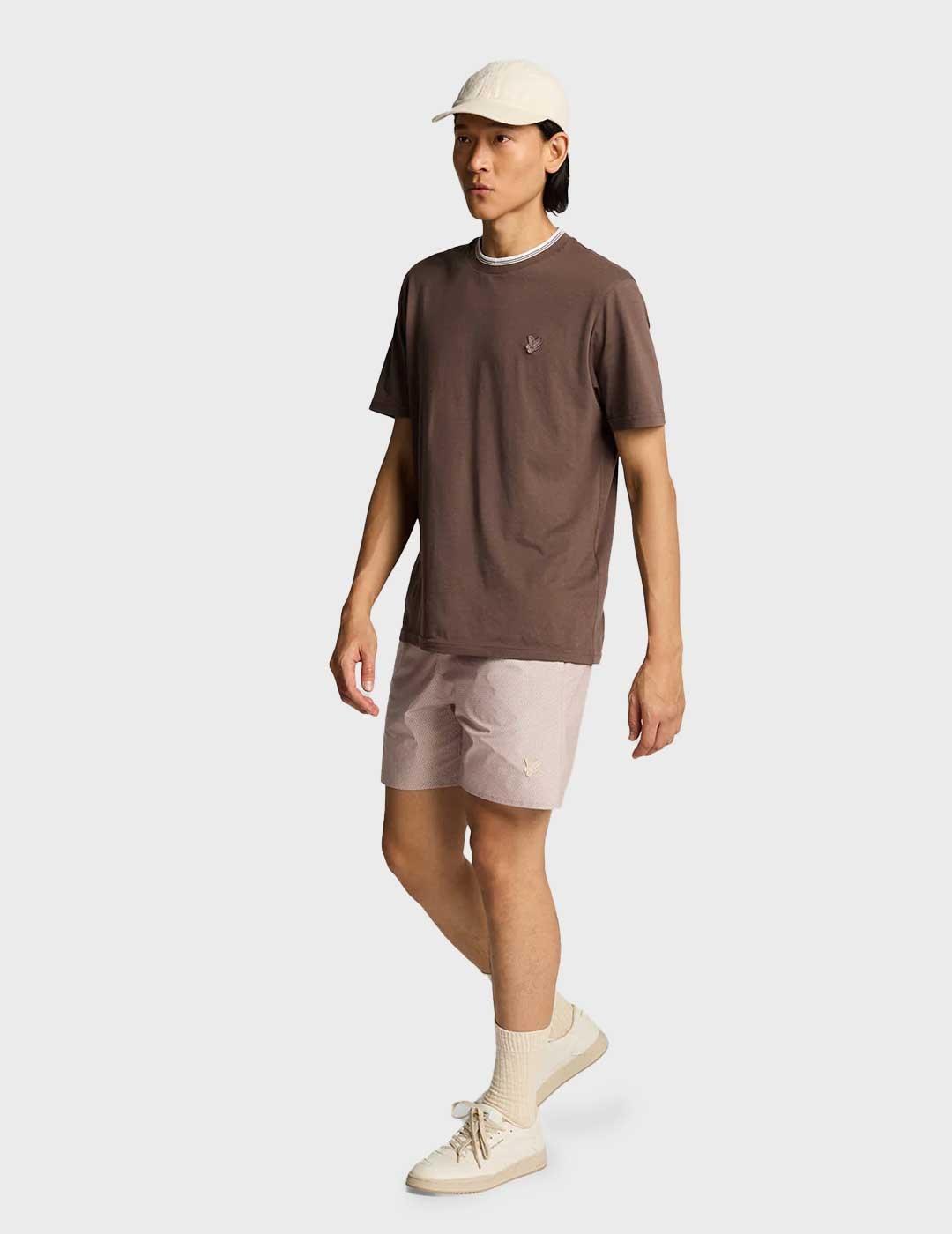 Lyle & Scott Geo Motif Printed bañador camel para hombre