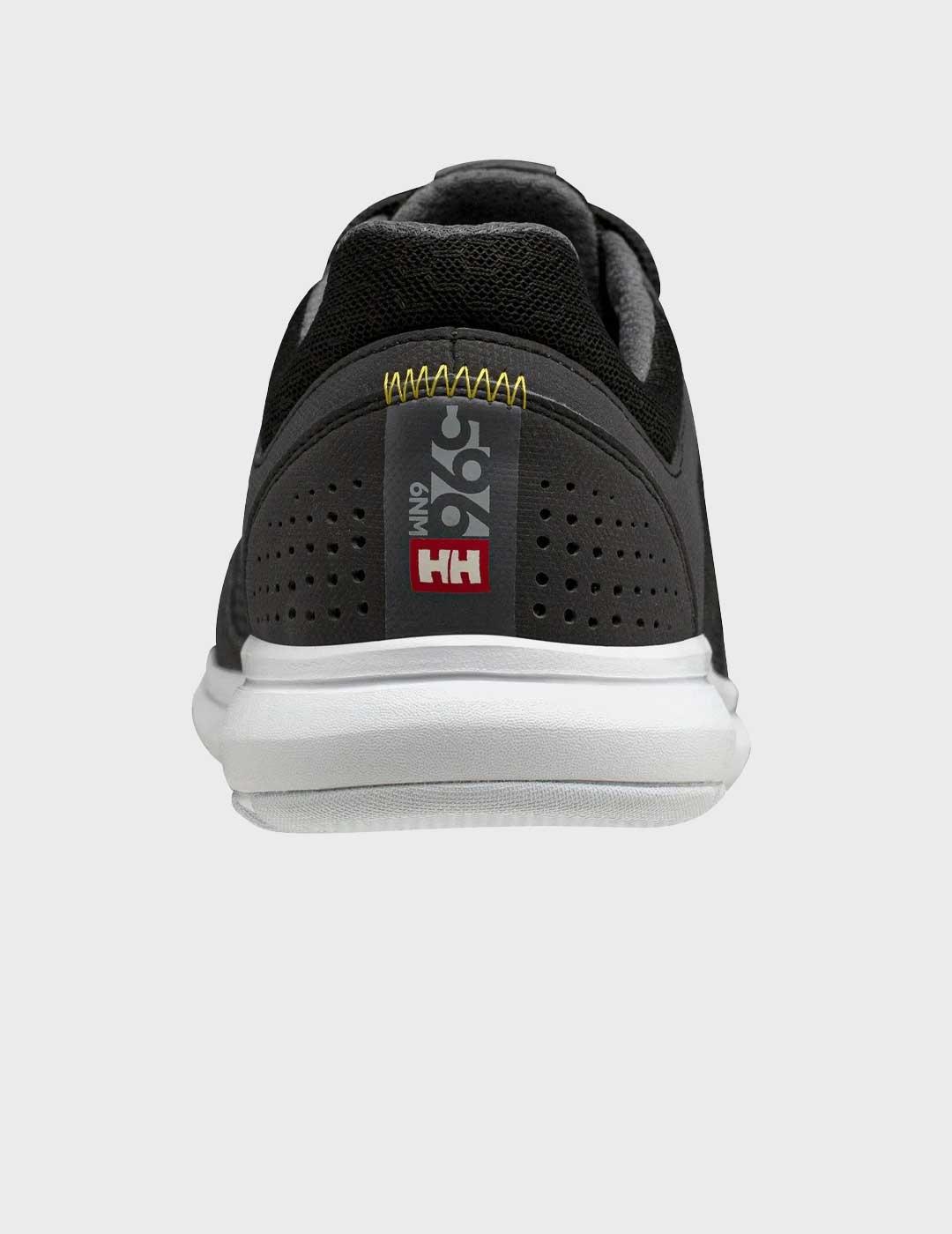 Helly Hansen Ahiga V4 Hydropower zapatilla negra para hombre