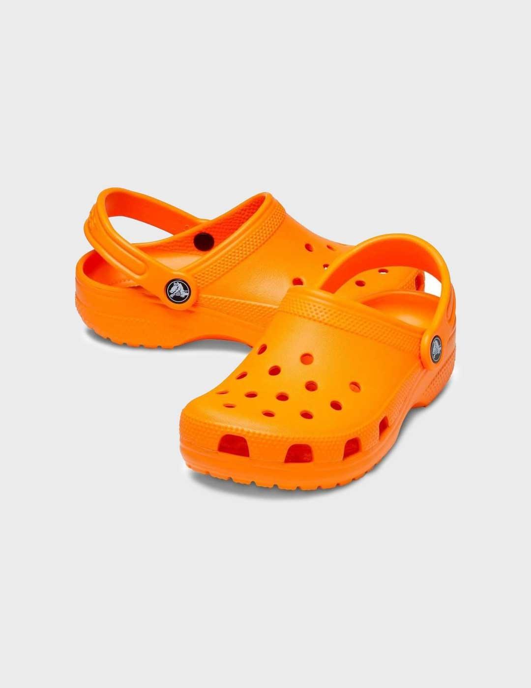 Crocs Classic Clog T zuecos naranjas para niño y niña