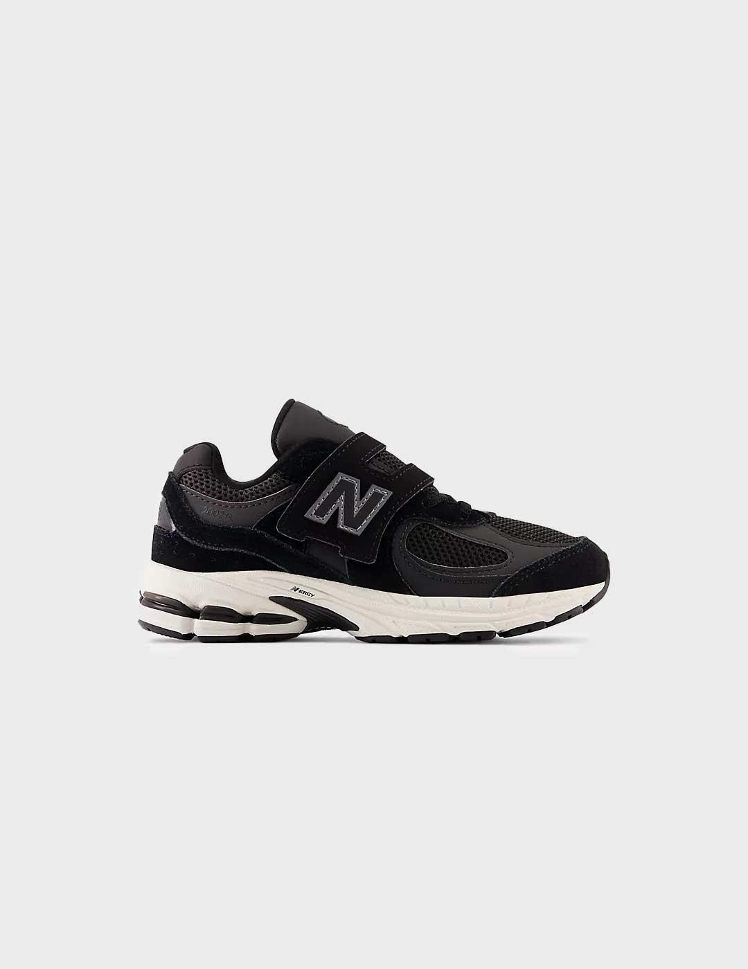 New Balance 2002 zapatilla negra para niño y niña