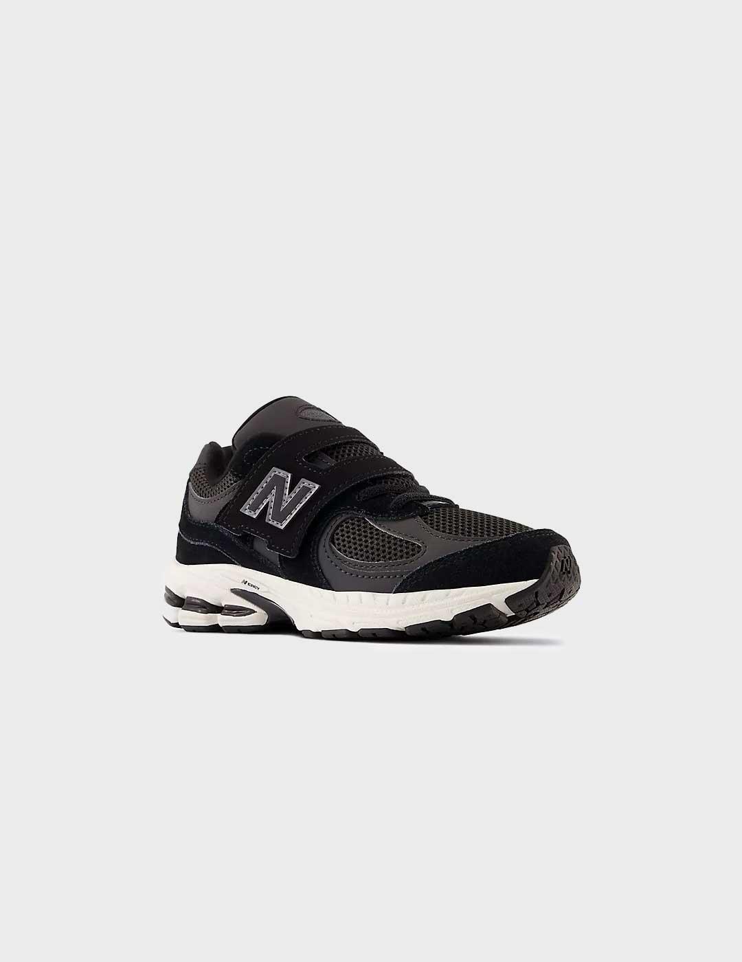 New Balance 2002 zapatilla negra para niño y niña