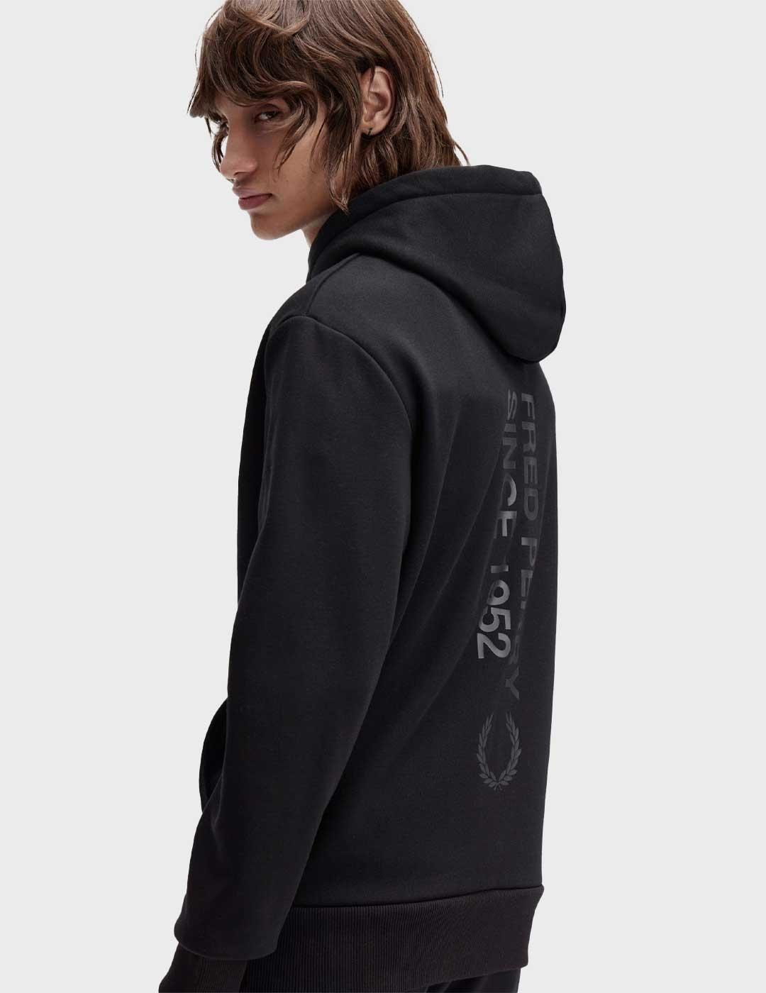 Fred Perry Bold Branding sudadera negra para hombre
