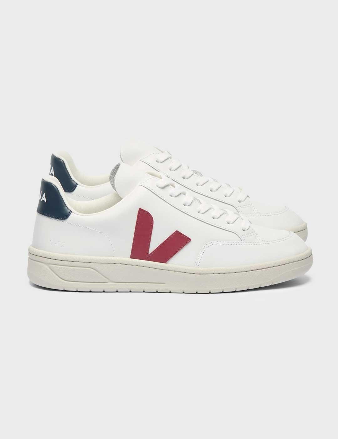 Veja V-12 Leather zapatilla blanca para hombre