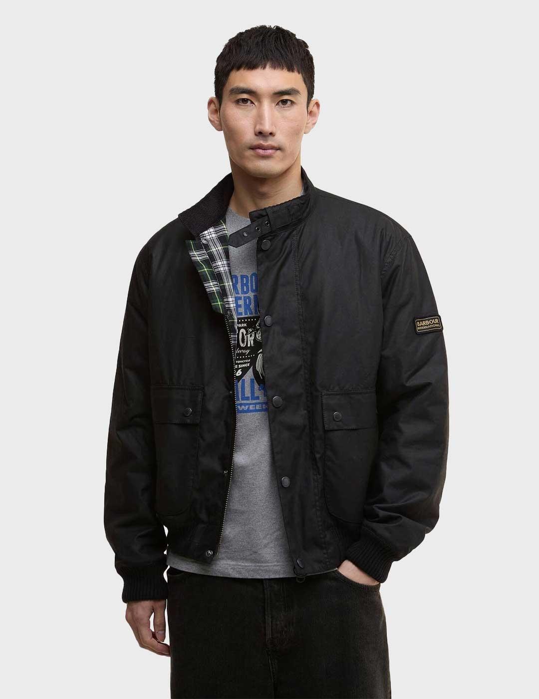 Barbour International Traction Wax chaqueta negra hombre